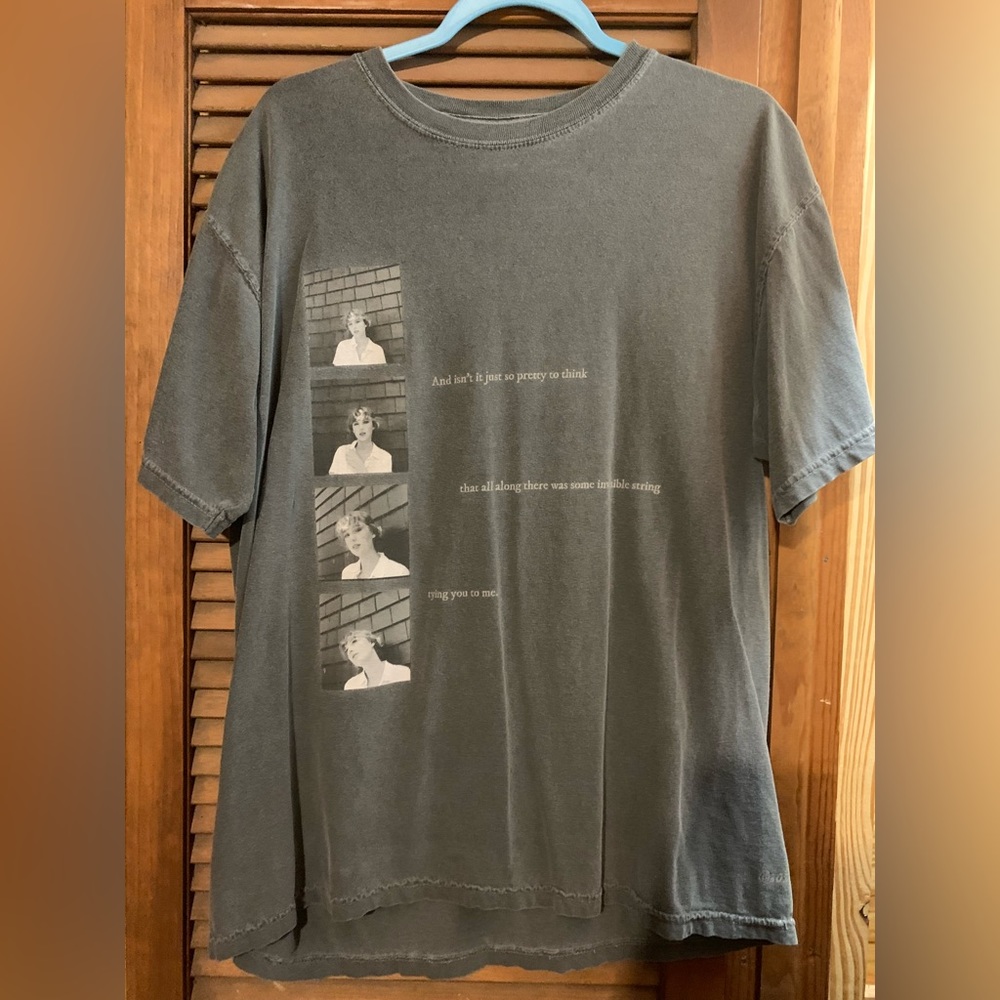 Taylor Swift Folklore Invisible String T Shirt Size Large